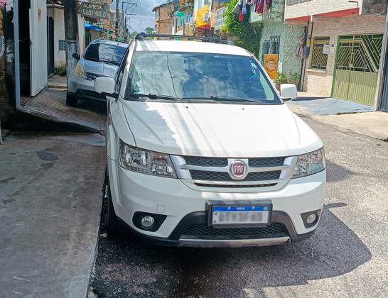 FIAT FREEMONT 2.4 PRECISION 16V GASOLINA 4P AUTOMÁTICO